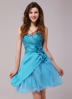 A-Line/Princess Sweetheart Knee-Length Taffeta Tulle Cocktail Dress With Ruffle Beading Flower(s) (016013972)